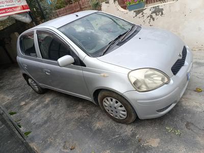 Toyota Vitz — 1