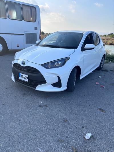 Toyota Yaris — 2