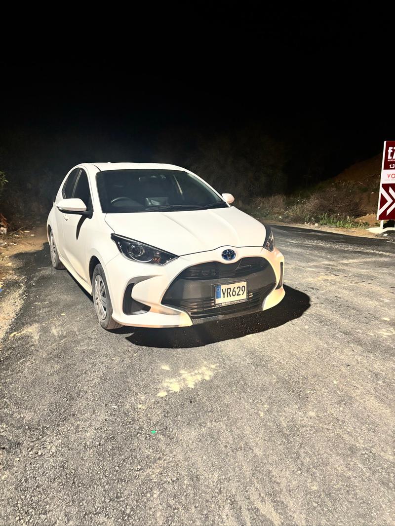 Toyota Yaris — 1/3