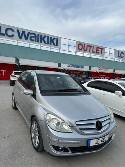Mercedes-Benz B 150 — 3