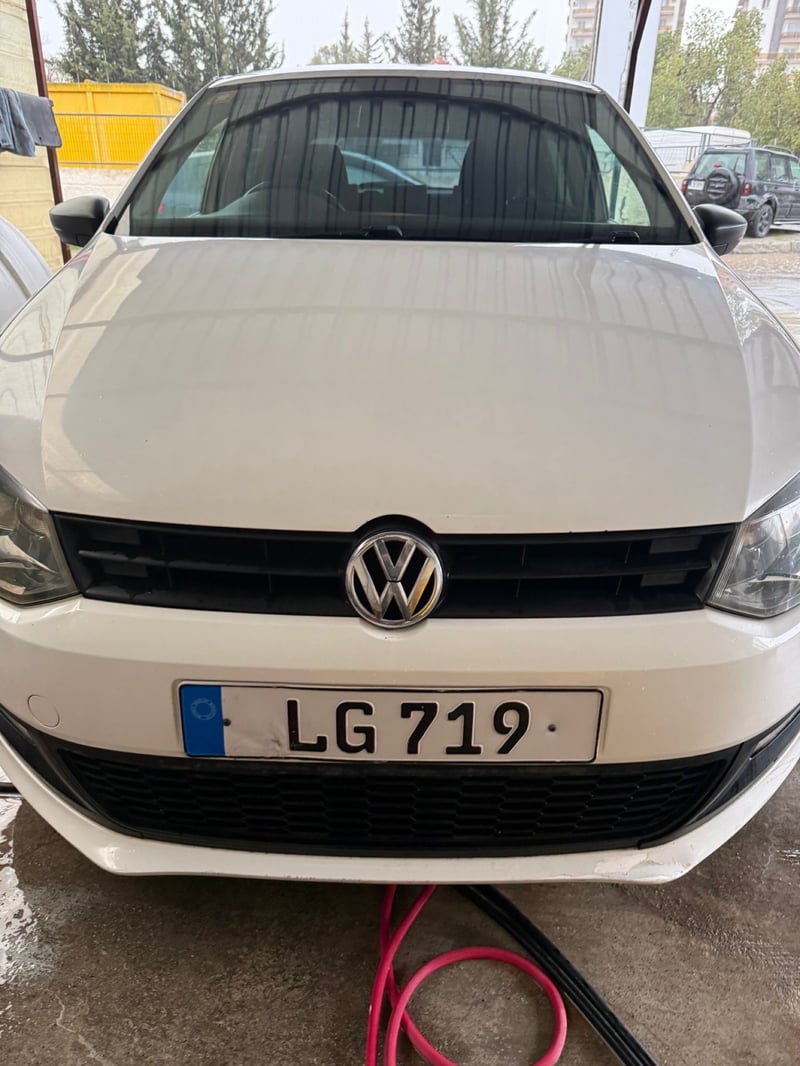 Volkswagen Polo — 2