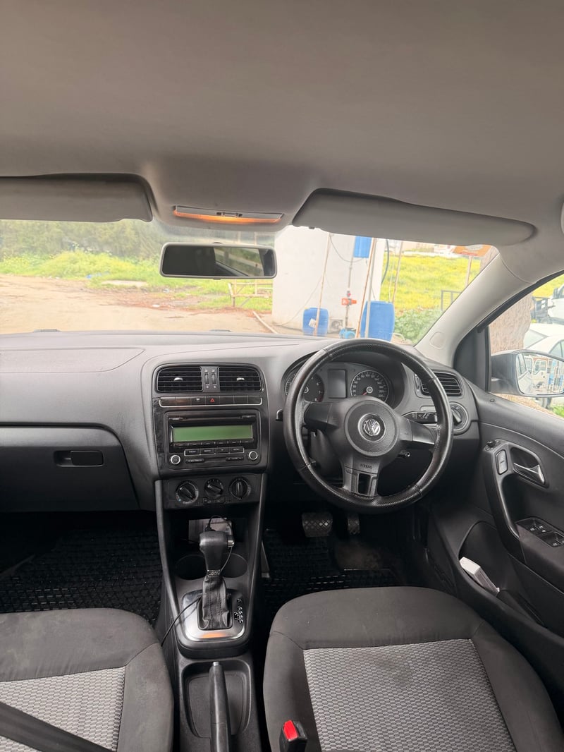 Volkswagen Polo — 7
