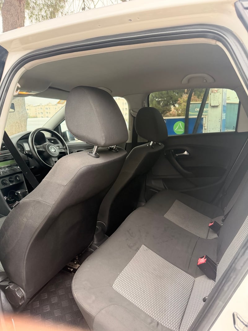 Volkswagen Polo — 10