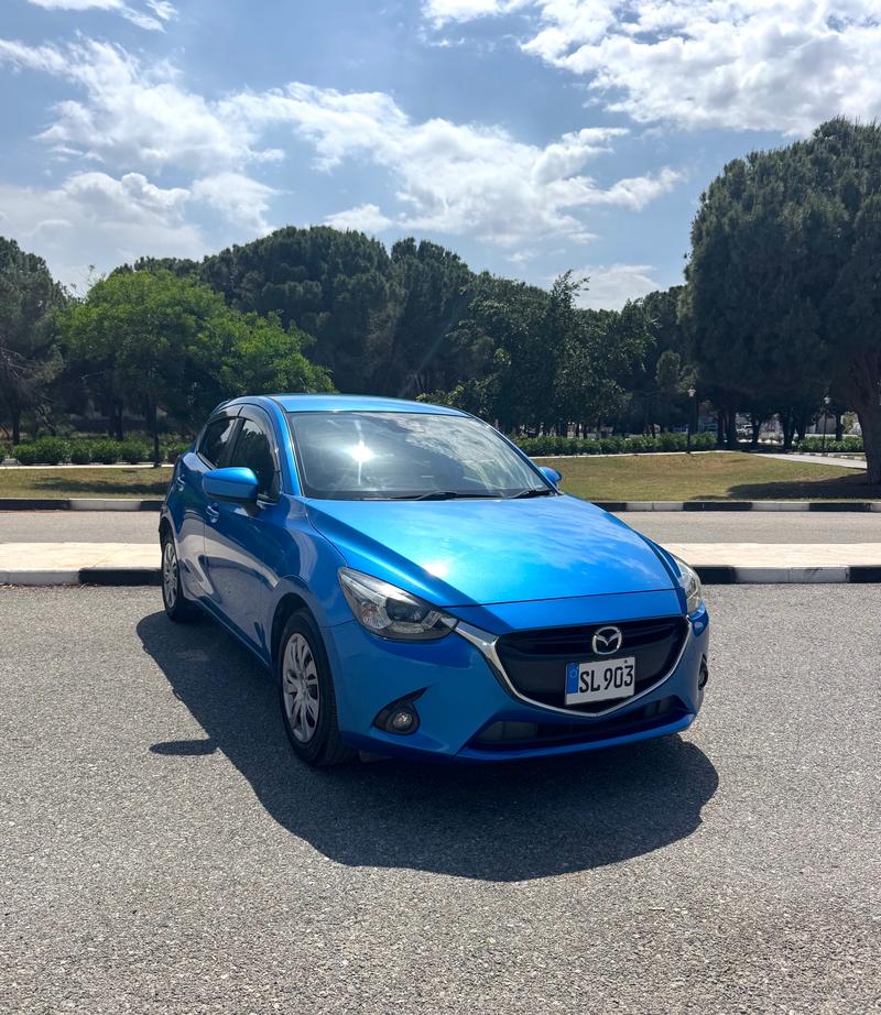 Mazda Demio — 1/10
