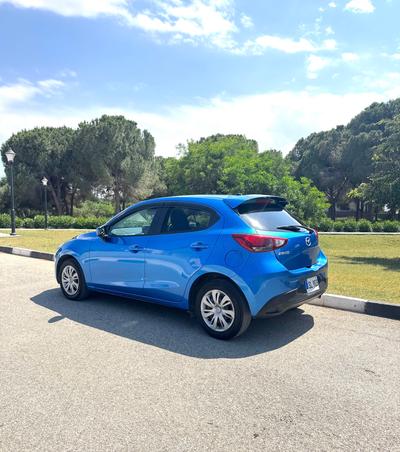 Mazda Demio — 4