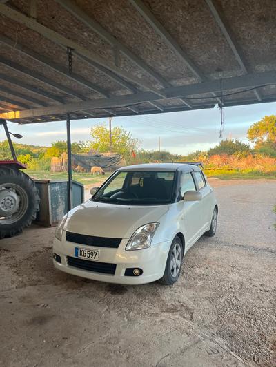 Suzuki Swift — 1