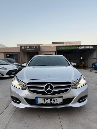 Mercedes-Benz E 220 — 4