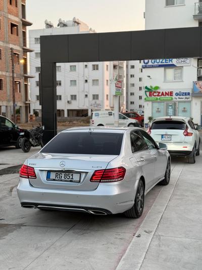 Mercedes-Benz E 220 — 6