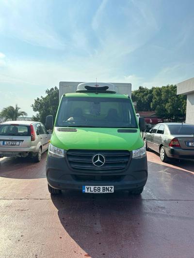 Mercedes-Benz Sprinter — 1
