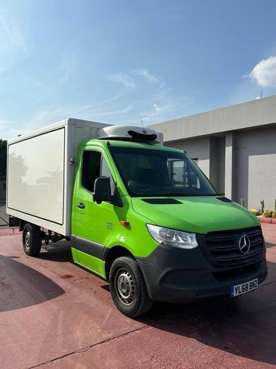 Mercedes-Benz Sprinter — 3