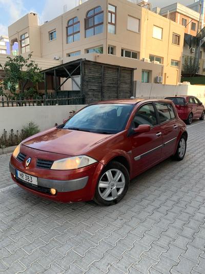 Renault Megane — 3