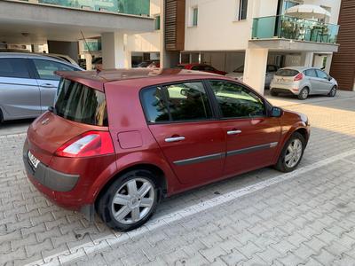 Renault Megane — 4