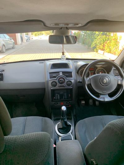 Renault Megane — 7