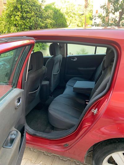 Renault Megane — 8