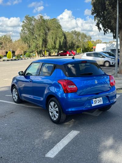 Suzuki Swift — 4