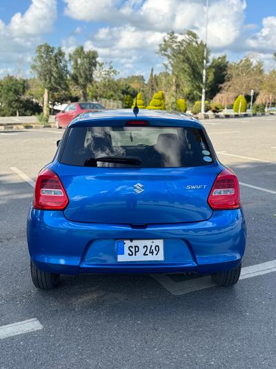 Suzuki Swift — 5