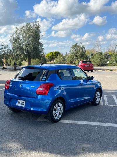 Suzuki Swift — 6