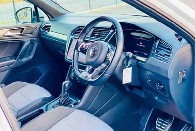 Volkswagen Tiguan — 2