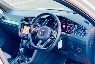Volkswagen Tiguan — 9