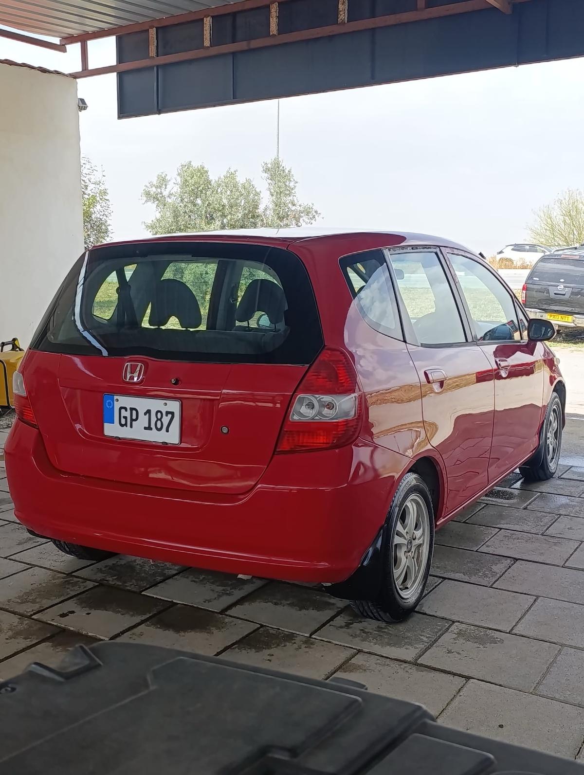 2003 Honda Fit 5
