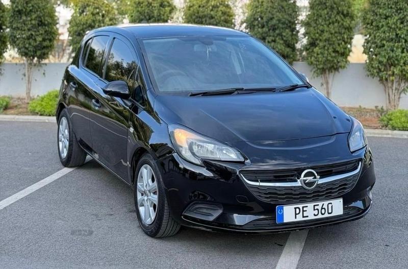Opel Astra — 1/10