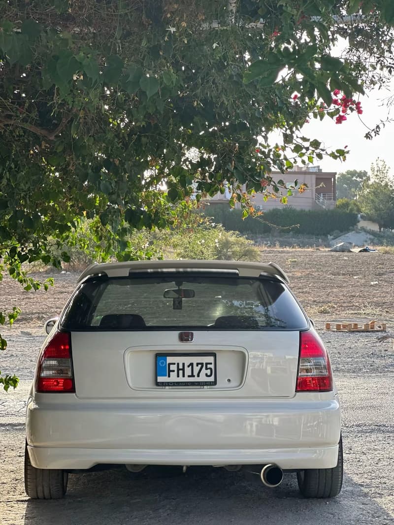 Honda Civic — 1/5
