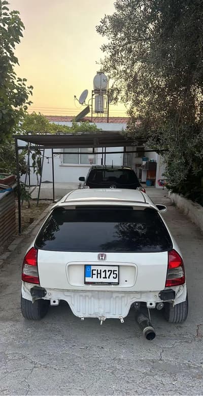 Honda Civic — 2