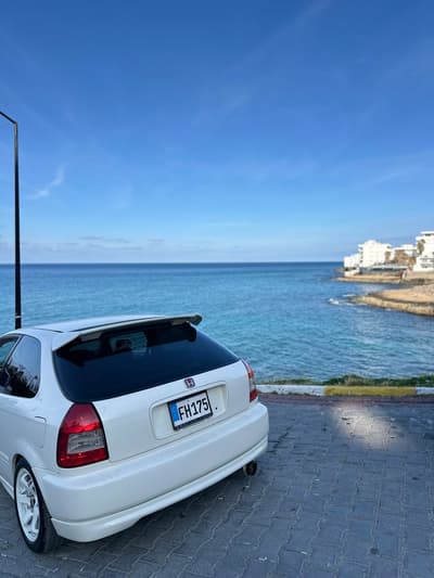 Honda Civic — 4
