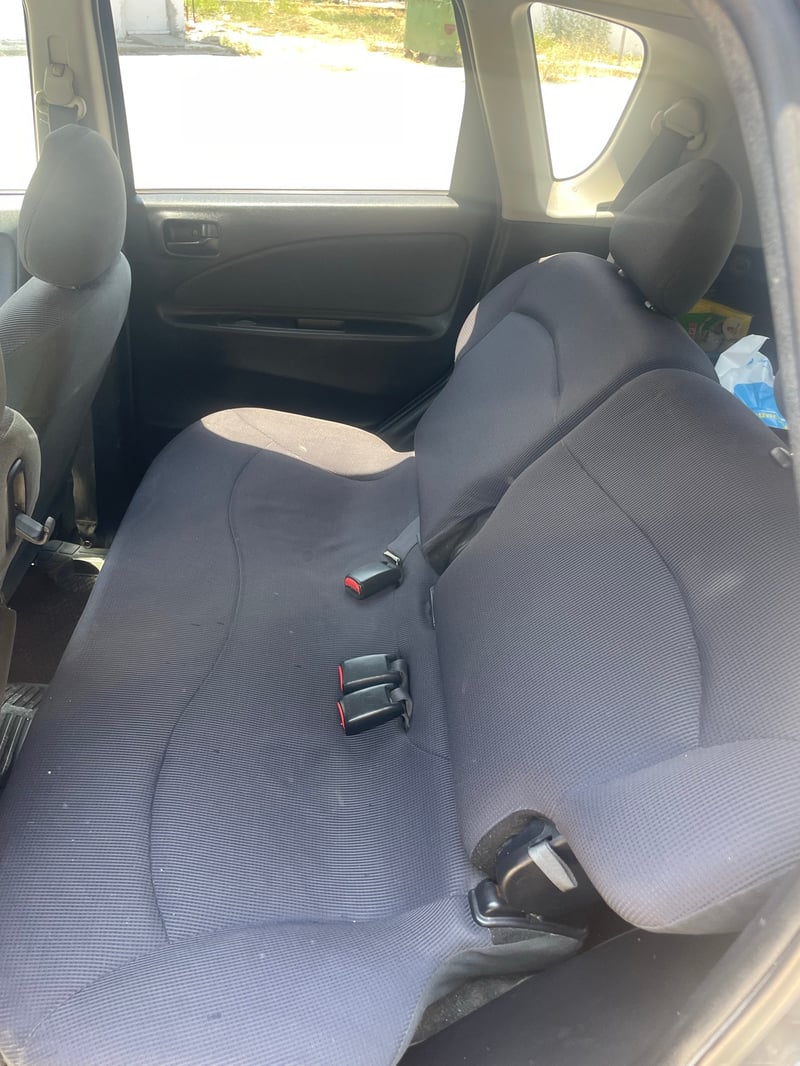 Mitsubishi Colt — 3