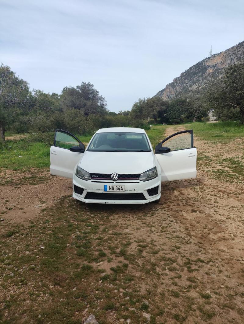 Volkswagen Polo — 1/6