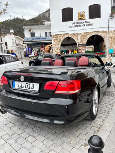 BMW 320i Cabrio — 2