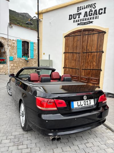 BMW 320i Cabrio — 4