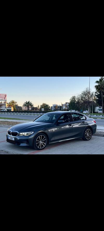 BMW 330e — 1