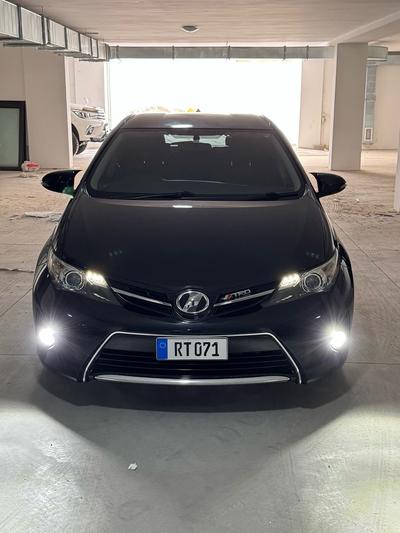 Toyota Auris — 1