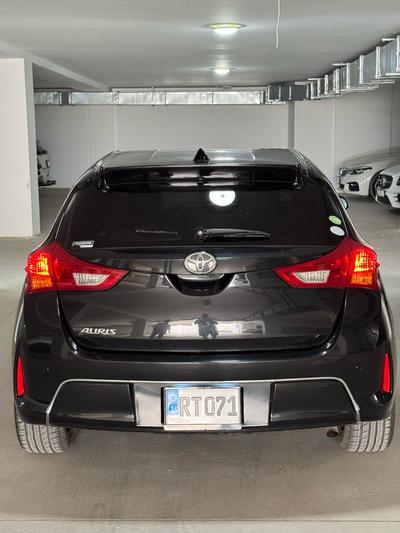 Toyota Auris — 2