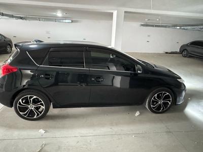Toyota Auris — 4