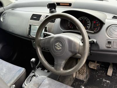 Suzuki Swift — 4