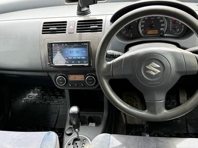 Suzuki Swift — 5