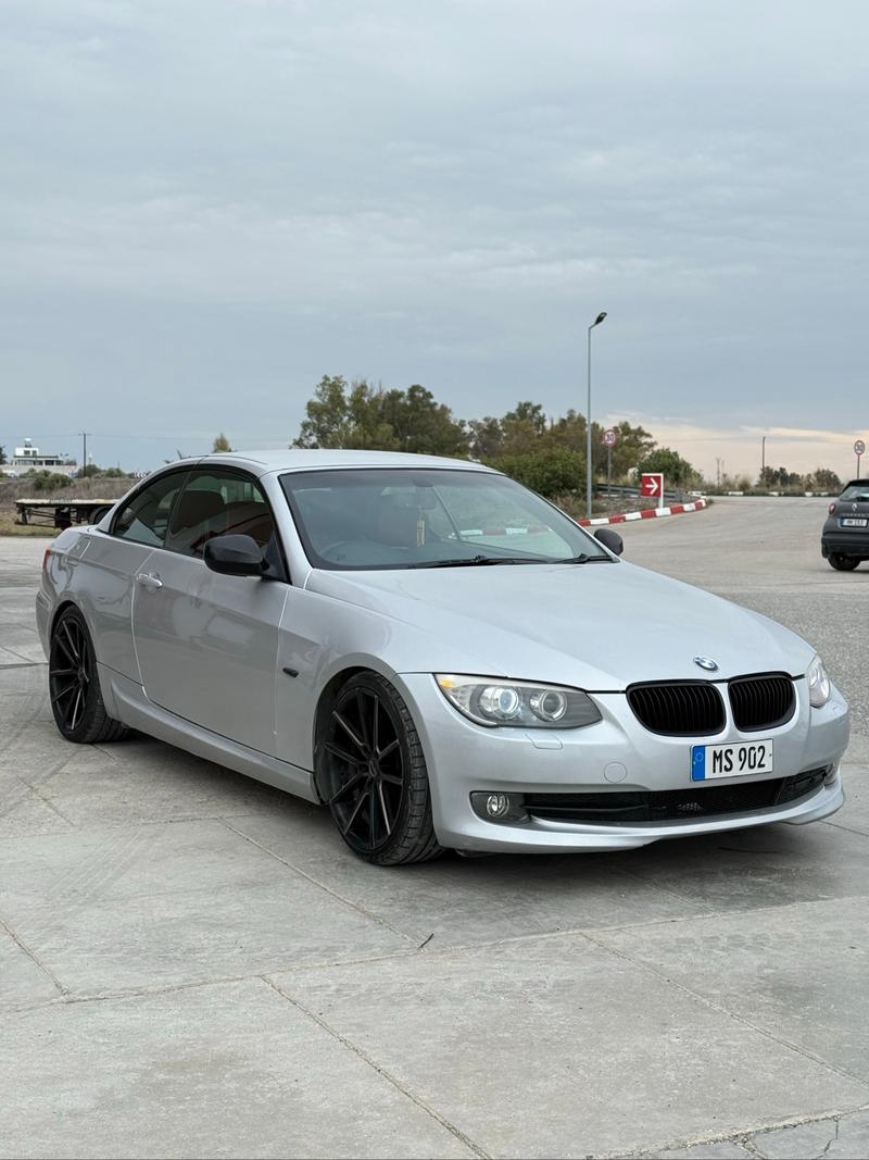 BMW 320i Cabrio — 1/7