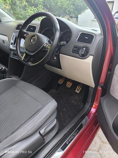 Volkswagen Polo — 5