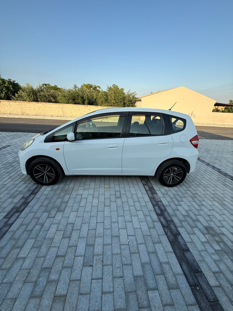 Honda Fit — 6