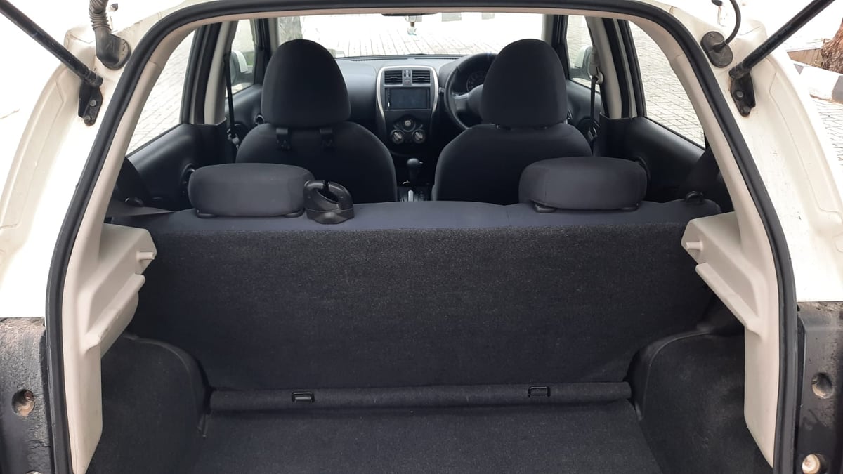 2015 Nissan March 2