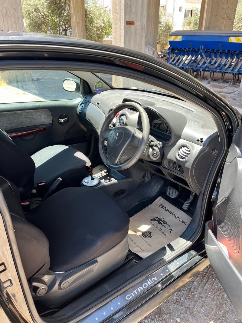 Citroen C2 — 4