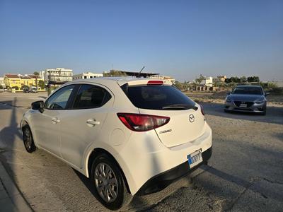 Mazda Demio — 6