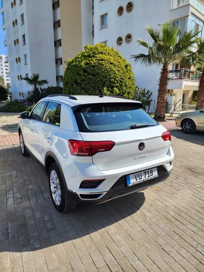 Volkswagen T-Roc — 2