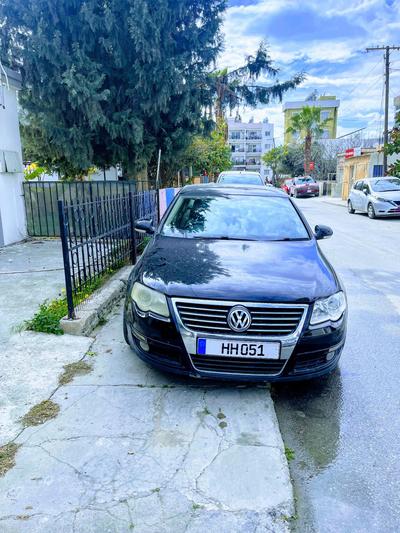 Volkswagen Passat — 1
