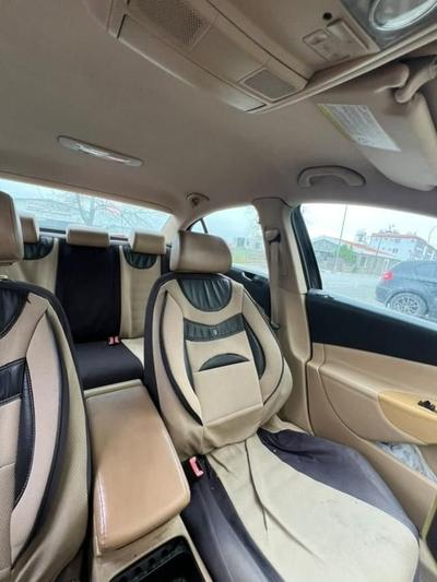 Volkswagen Passat — 6