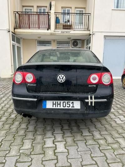 Volkswagen Passat — 8