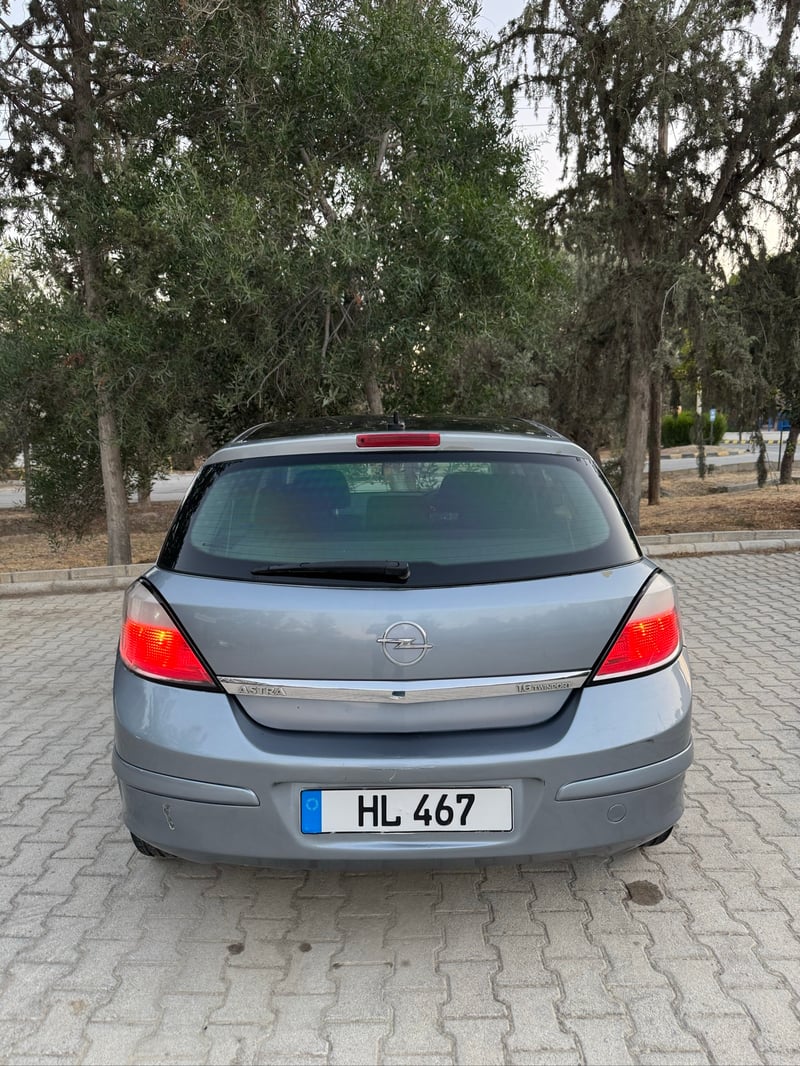 Opel Astra — 2