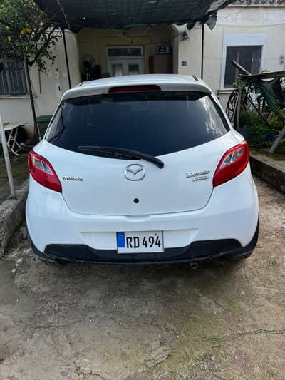 Mazda Demio — 9